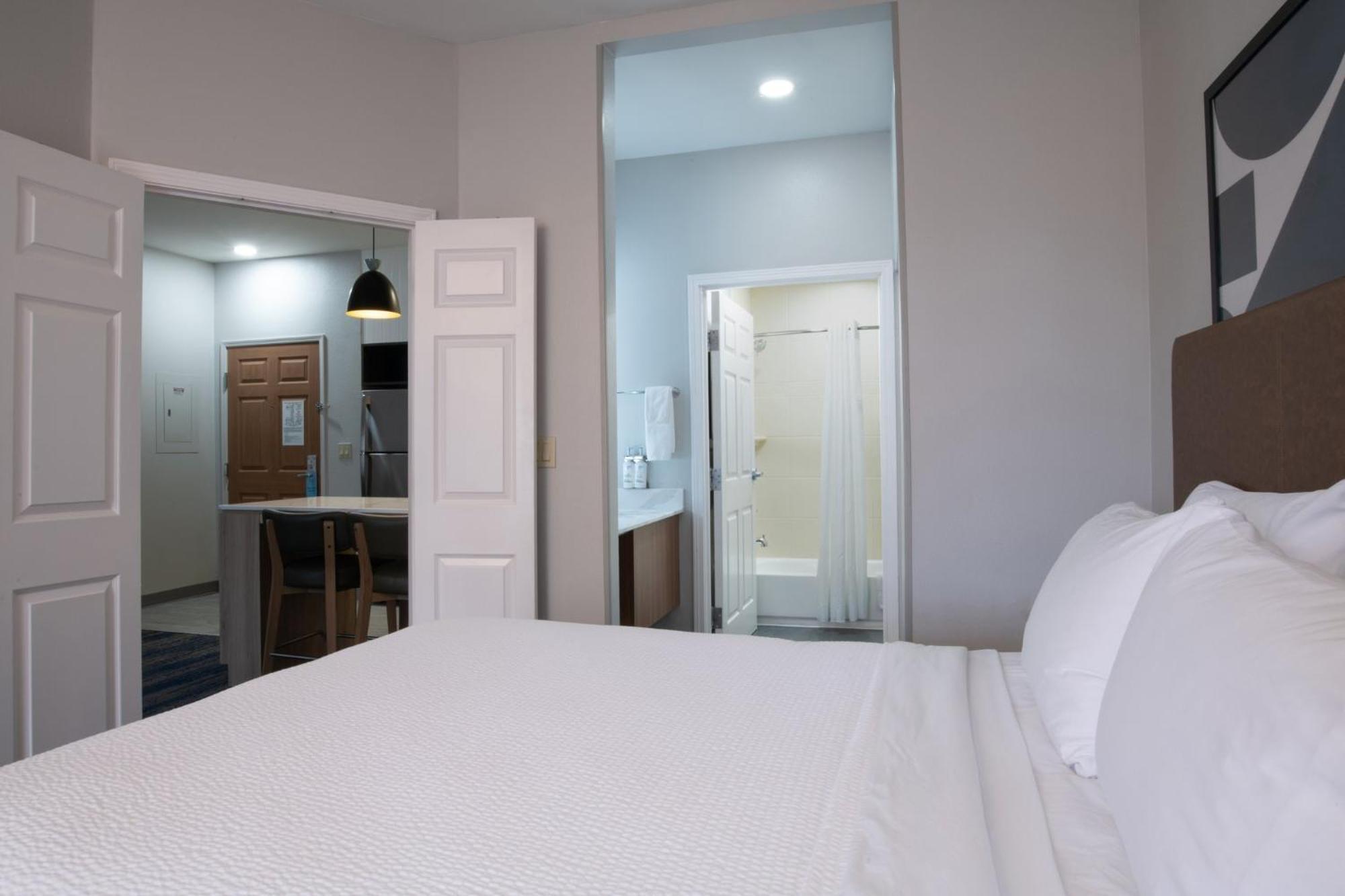 Staybridge Suites Oklahoma City By Ihg Екстериор снимка