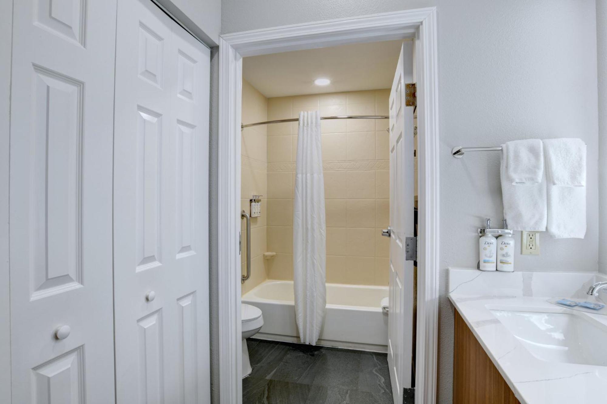 Staybridge Suites Oklahoma City By Ihg Екстериор снимка