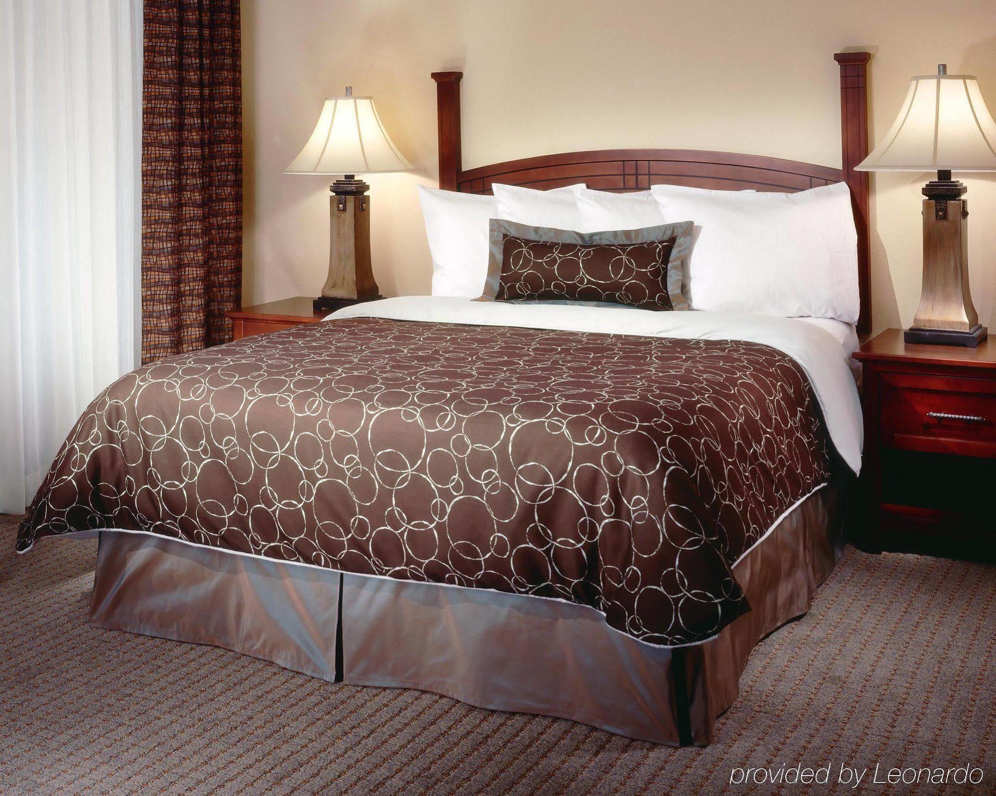 Staybridge Suites Oklahoma City By Ihg Стая снимка